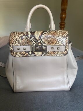 Michael Kors Beige backpack with Snake-Print Flap new never used